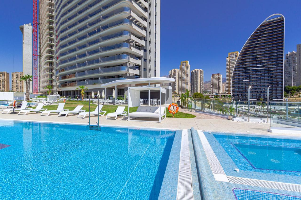 Sunset Cliffs Sea & Sky Apartments เบนิดอร์ม ภายนอก รูปภาพ
