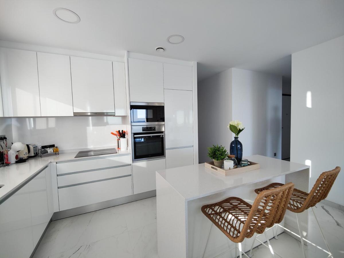Sunset Cliffs Sea & Sky Apartments เบนิดอร์ม ภายนอก รูปภาพ