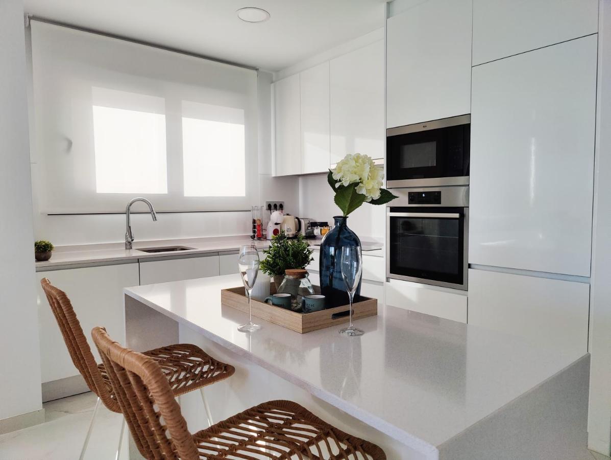 Sunset Cliffs Sea & Sky Apartments เบนิดอร์ม ภายนอก รูปภาพ