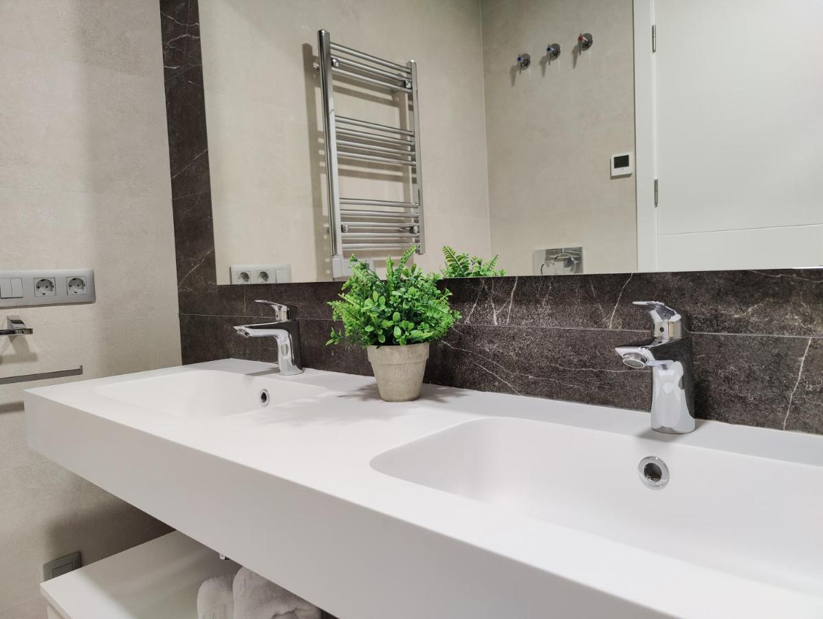Sunset Cliffs Sea & Sky Apartments เบนิดอร์ม ภายนอก รูปภาพ