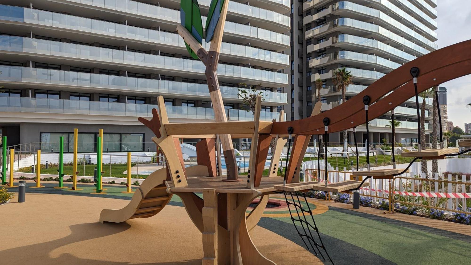 Sunset Cliffs Sea & Sky Apartments เบนิดอร์ม ภายนอก รูปภาพ