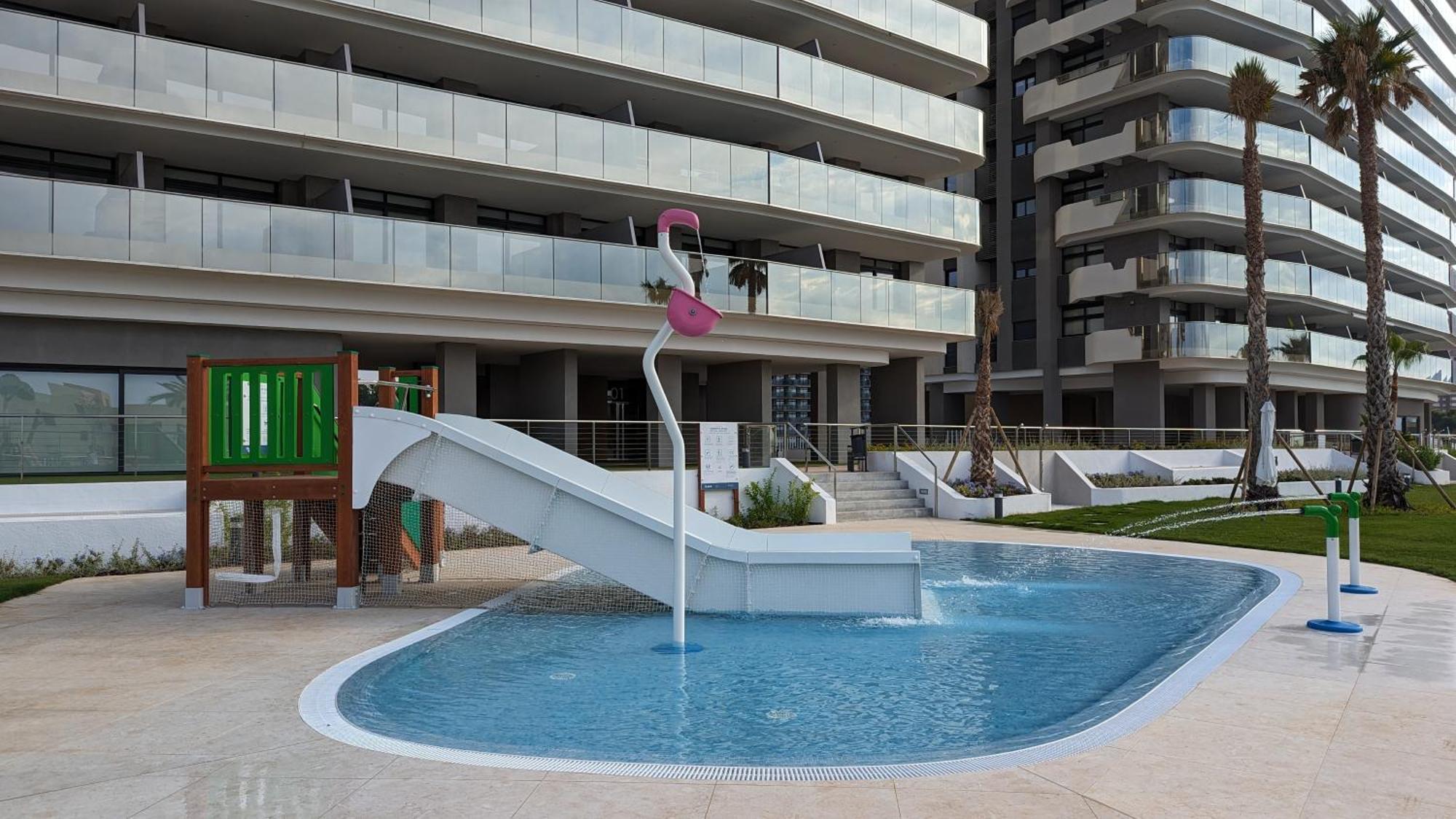 Sunset Cliffs Sea & Sky Apartments เบนิดอร์ม ภายนอก รูปภาพ